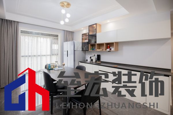 白色、木色與黑色演繹同一空間下的不同格調(diào)！