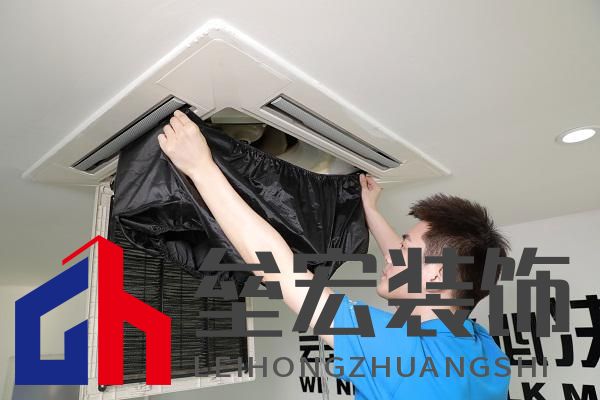 揭秘“小病大修”現(xiàn)象,啄木鳥家庭維修構(gòu)筑誠(chéng)信維修新生態(tài)